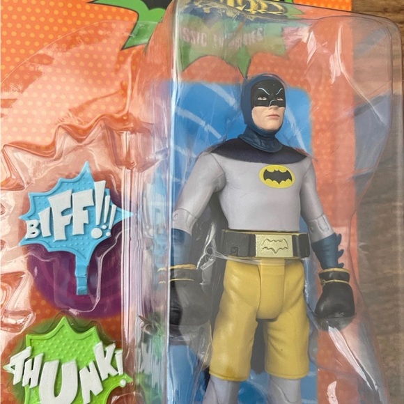 Batman ‘66 Boxing Action Figure // Adult Collector // McFarlane Toys - Picture 3 of 3